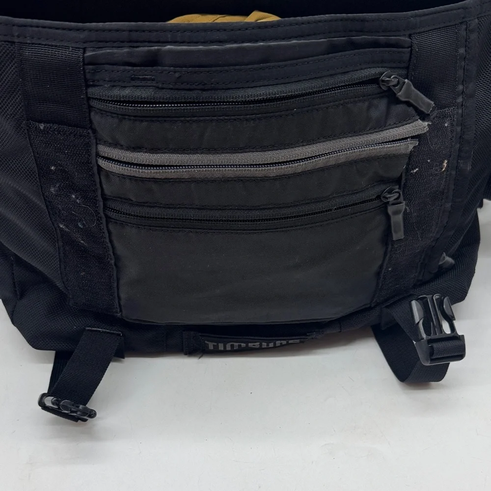 Timbuk2 Black and Neon Accents Messenger Bag TOT10043C